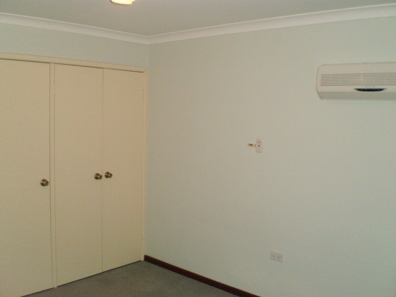 64/11 PETTERSON AVENUE, Samson WA 6163