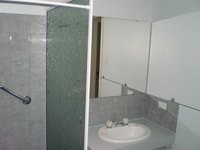 64/11 PETTERSON AVENUE, Samson WA 6163