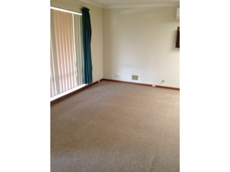 9 Scole Place, Huntingdale WA 6110