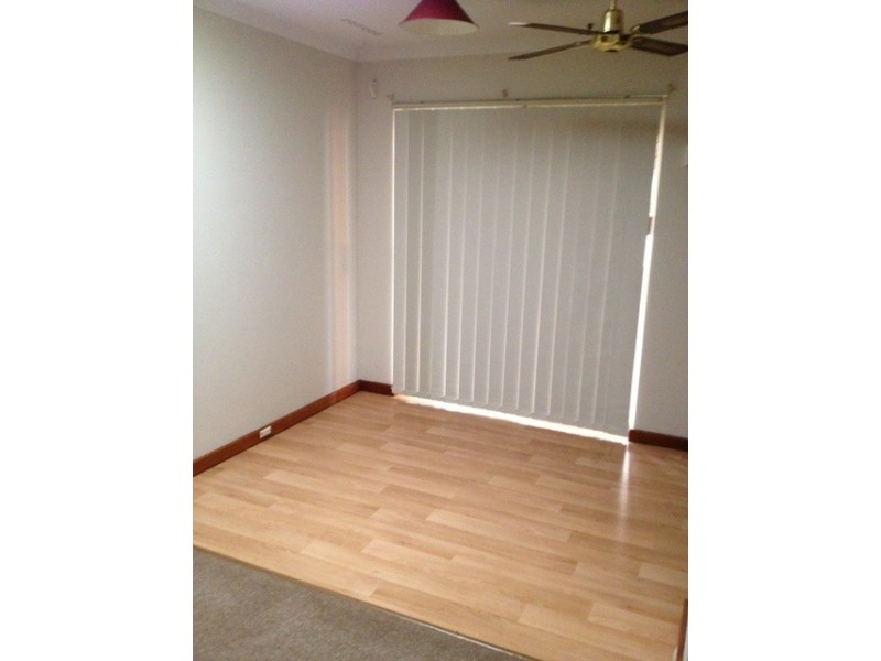 9 Scole Place, Huntingdale WA 6110