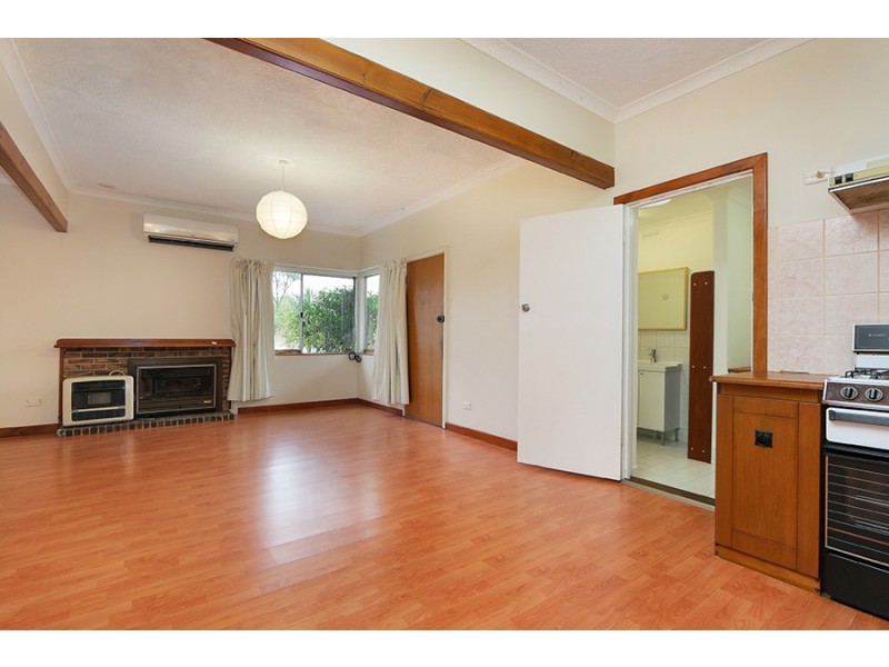 11 Batten Street, Coolbellup WA 6163