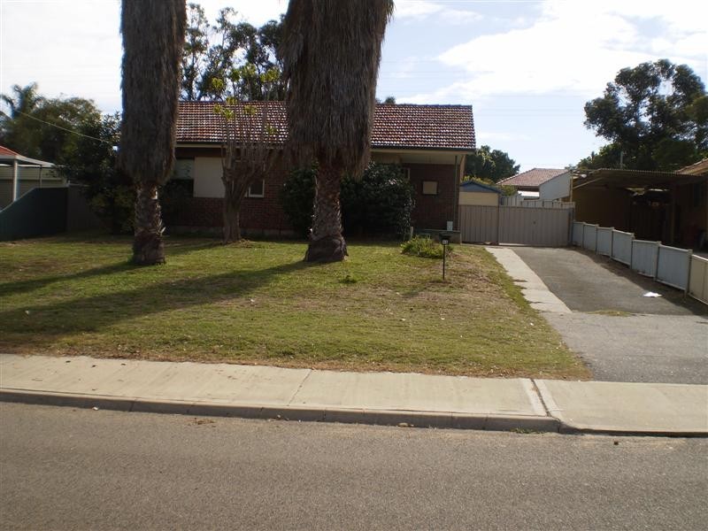 22 Quinlan Street, Coolbellup WA 6163