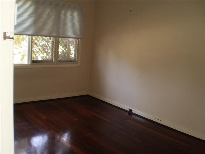 22 Quinlan Street, Coolbellup WA 6163