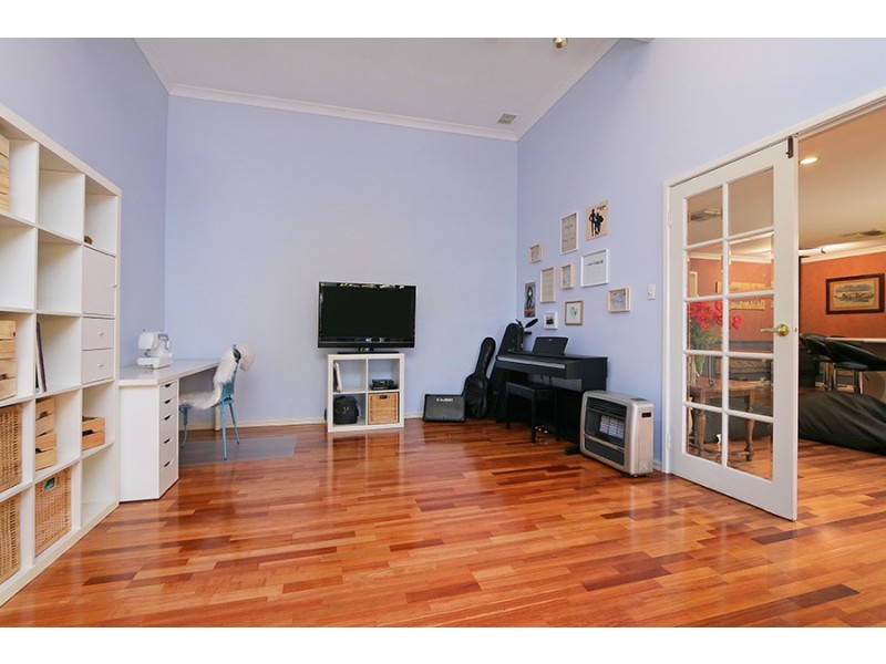 44 Ranford Loop, Kardinya WA 6163