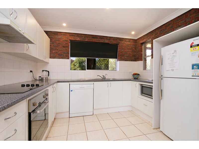 1 Aleppo Drive, Kardinya WA 6163