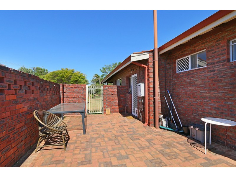 1 Aleppo Drive, Kardinya WA 6163