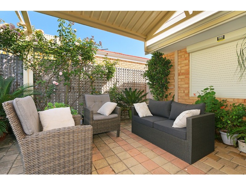 12a Prescott Drive, Murdoch WA 6150