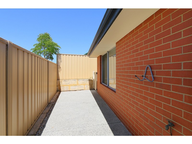 38 Moston Crescent, Bertram WA 6167