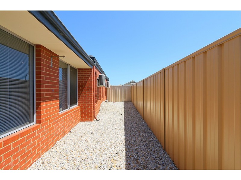 38 Moston Crescent, Bertram WA 6167