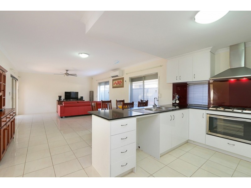 4 Arranger Way, Southern River WA 6110