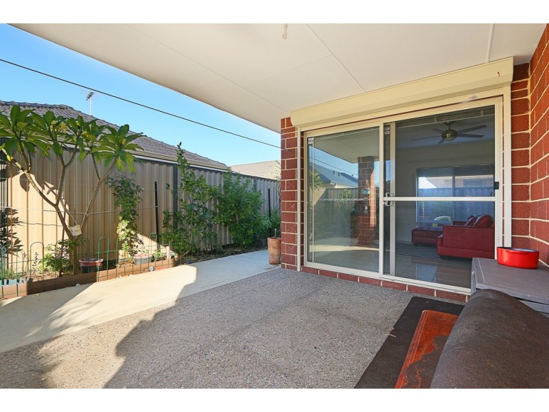 4 Arranger Way, Southern River WA 6110