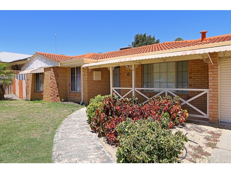 7 Emile Court, North Lake WA 6163