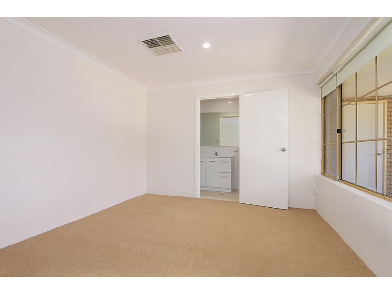 7 Emile Court, North Lake WA 6163