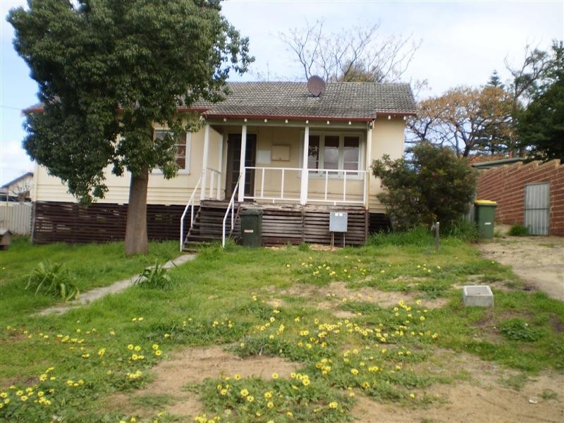 18 Indle Street, Willagee WA 6156