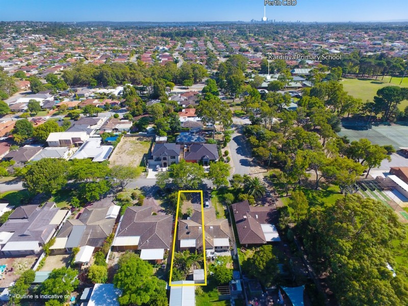 14B Ochiltree Way, Kardinya WA 6163