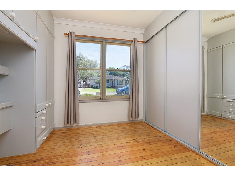 27 Bawdan Street, Willagee WA 6156