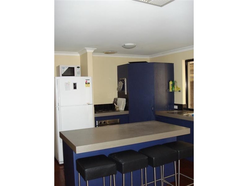 30 Beedelup Loop, Bibra Lake WA 6163