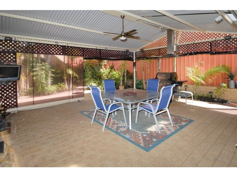 6 Hockin Street, Willagee WA 6156