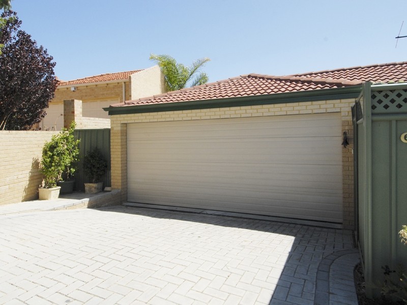 6 Hockin Street, Willagee WA 6156