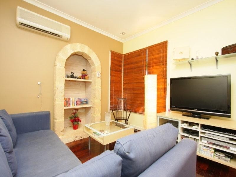 32 McMANUS STREET, Wilson WA 6107