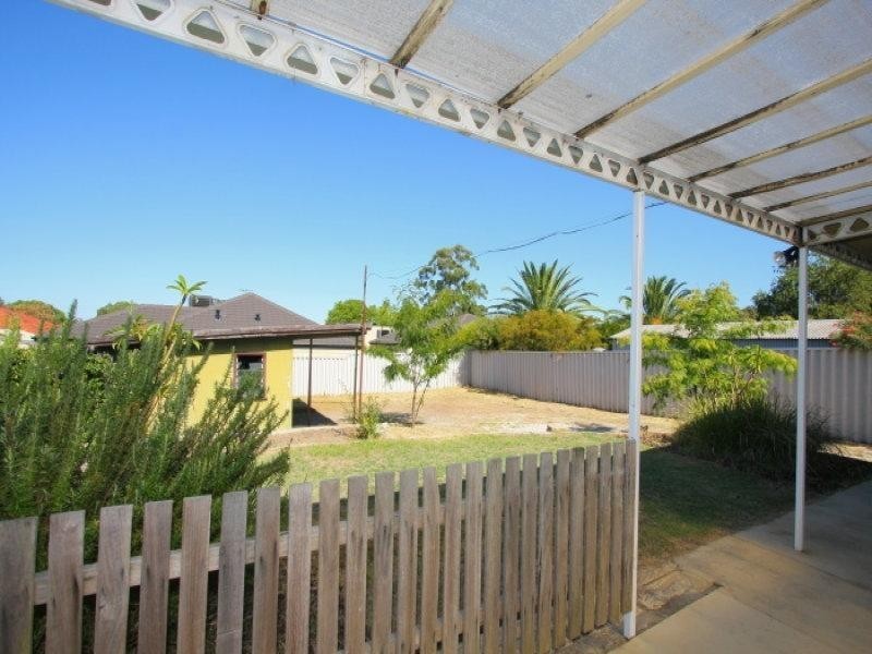 32 McMANUS STREET, Wilson WA 6107