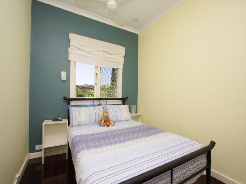 32 McMANUS STREET, Wilson WA 6107