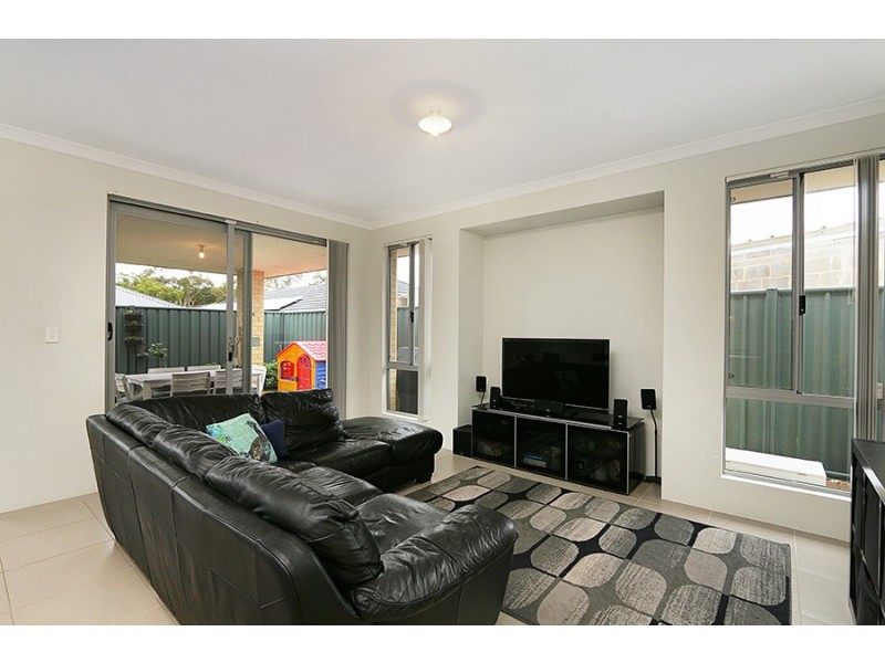 6 Student Loop, Coolbellup WA 6163