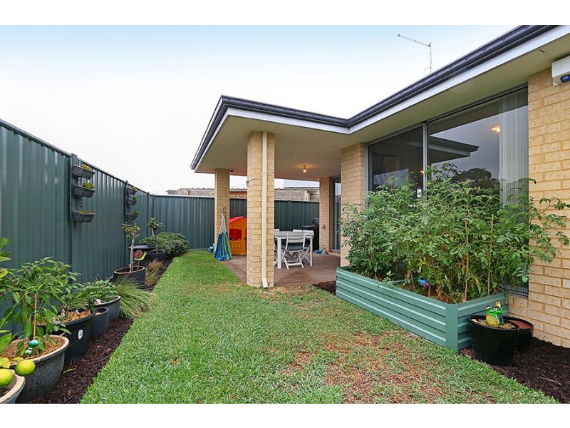 6 Student Loop, Coolbellup WA 6163