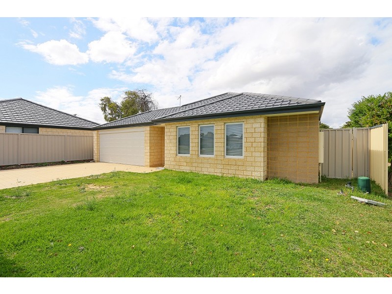 20 Heaton Way, Safety Bay WA 6169
