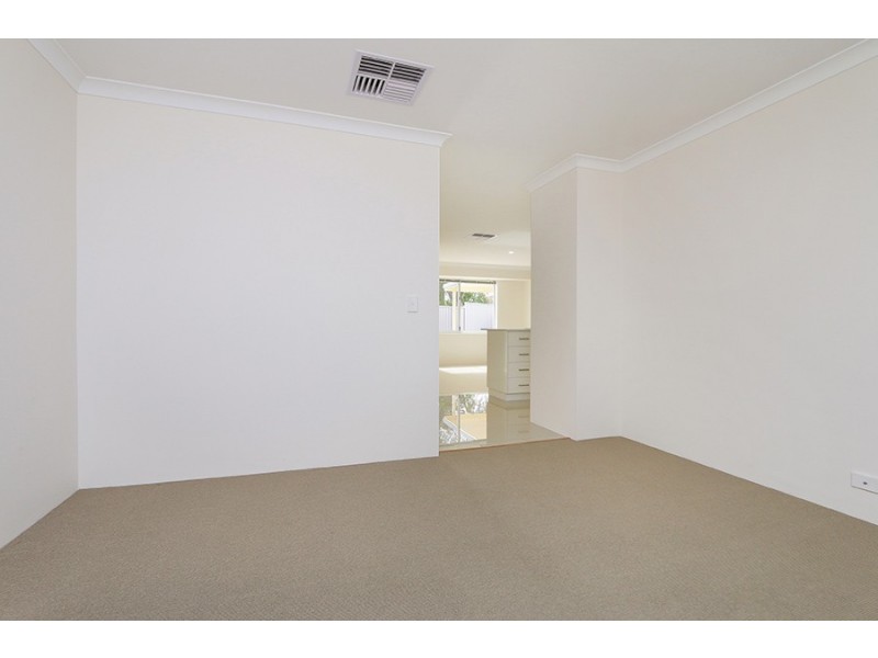 20 Heaton Way, Safety Bay WA 6169