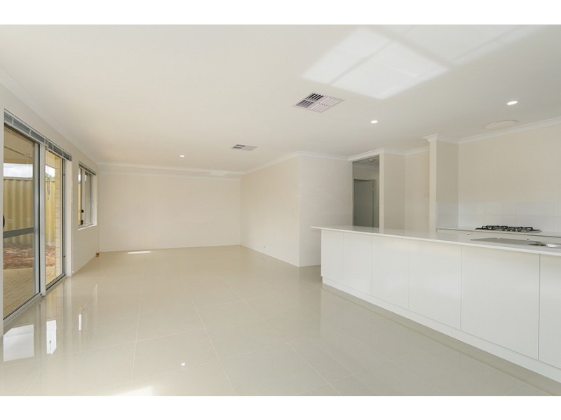 20 Heaton Way, Safety Bay WA 6169