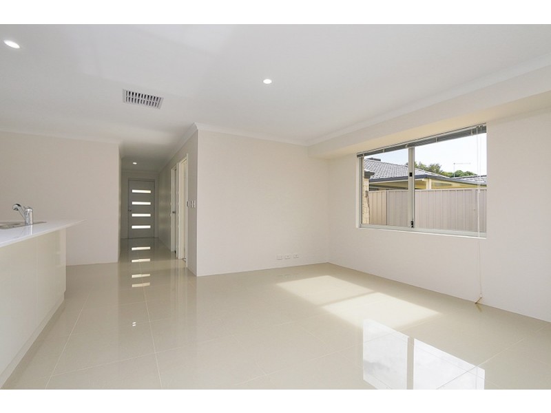 20 Heaton Way, Safety Bay WA 6169
