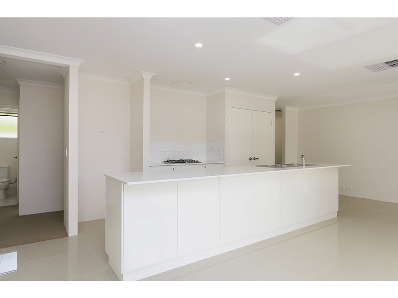 20 Heaton Way, Safety Bay WA 6169