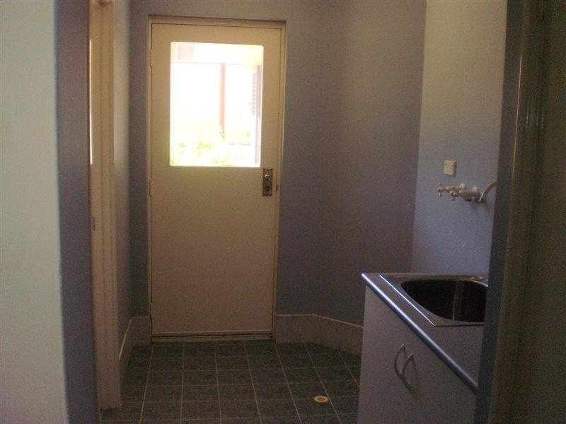 5 BLUERIDGE CRESCENT, Bibra Lake WA 6163