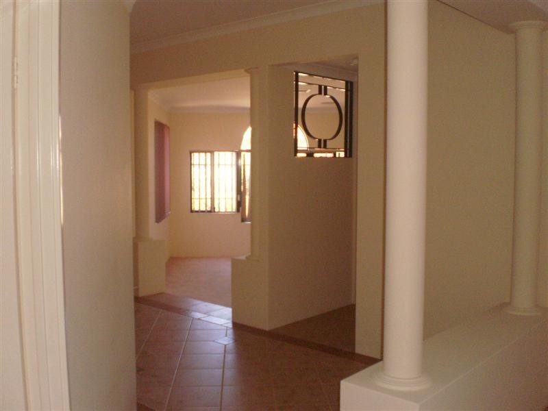 5 BLUERIDGE CRESCENT, Bibra Lake WA 6163