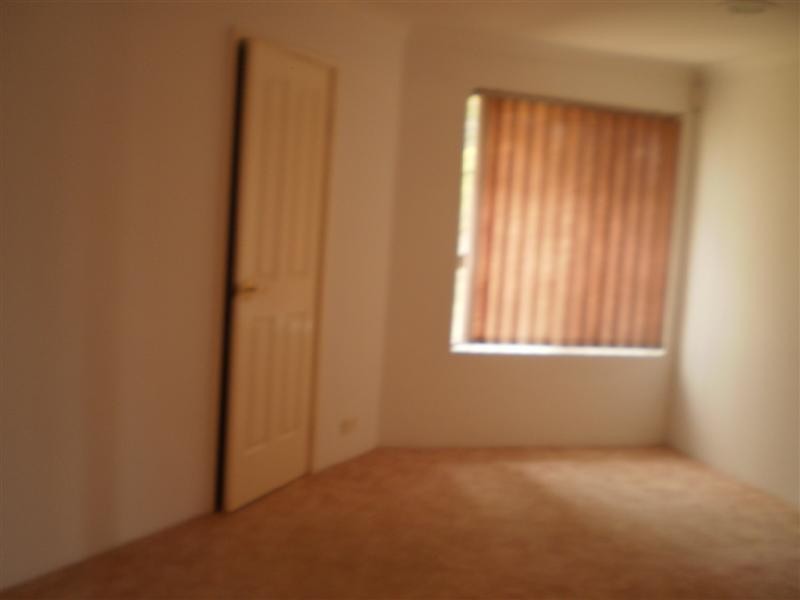 5 BLUERIDGE CRESCENT, Bibra Lake WA 6163