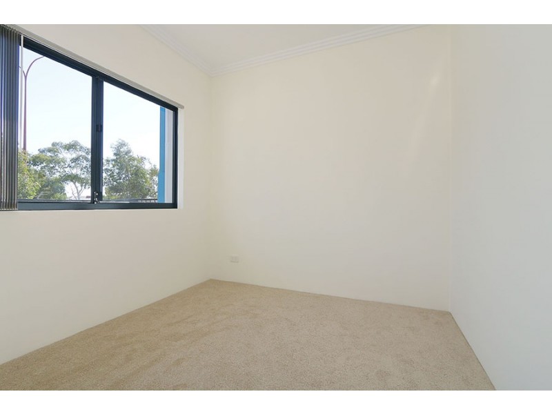 360 Warton Road, Southern River WA 6110