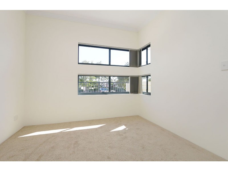 360 Warton Road, Southern River WA 6110