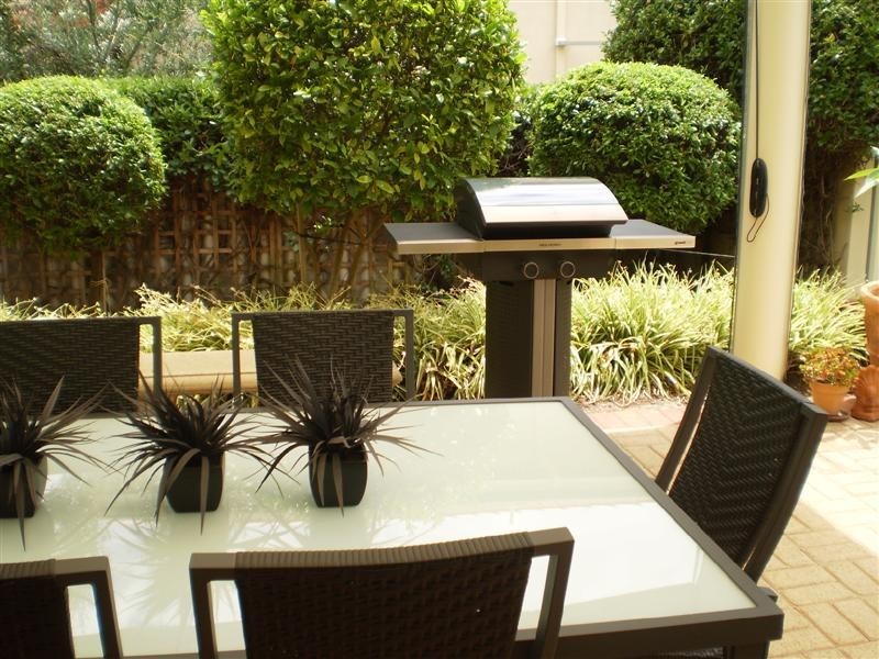 9 Kennedy Street, Melville WA 6156