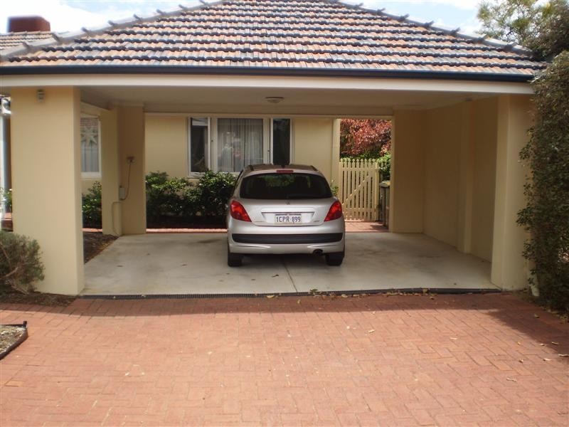 9 Kennedy Street, Melville WA 6156