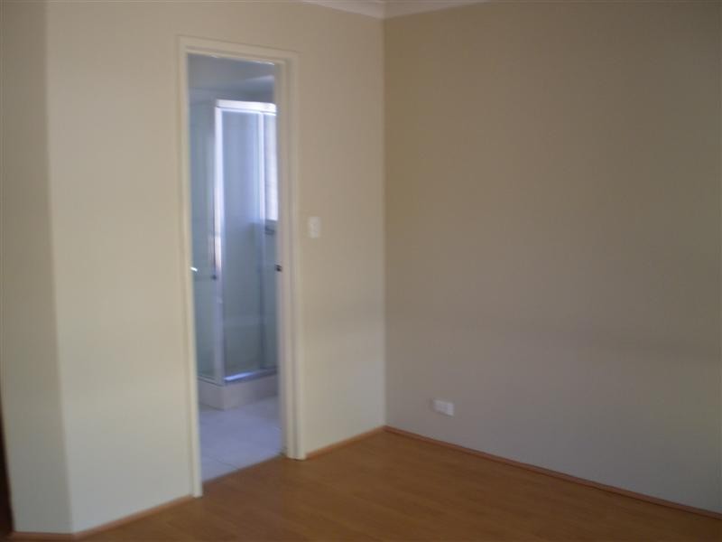 6A Moseley Hill, Kardinya WA 6163