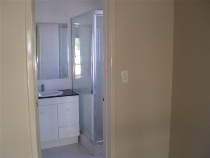 6A Moseley Hill, Kardinya WA 6163