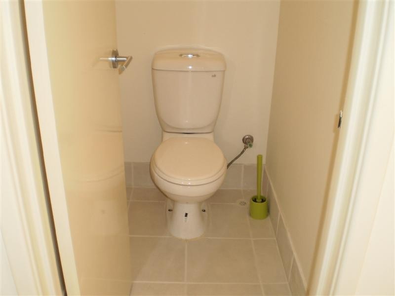 6A Moseley Hill, Kardinya WA 6163