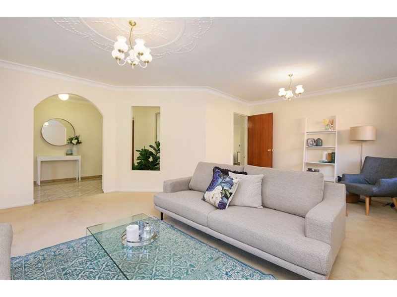 54 Williamson Rd, Kardinya WA 6163