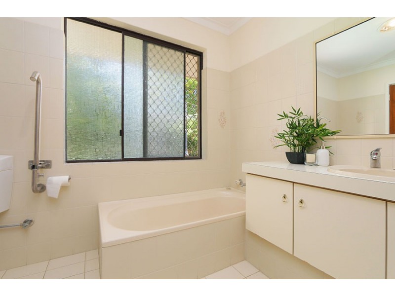 54 Williamson Rd, Kardinya WA 6163