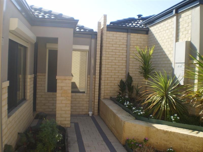 3 / 74 Gilbertson Road, Kardinya WA 6163