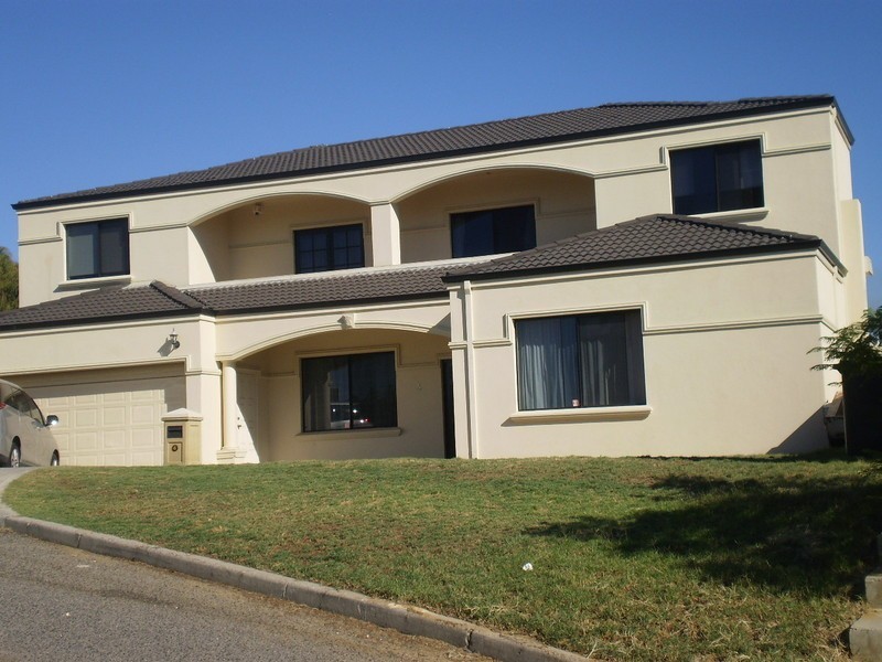 4 Hyne Court, Leeming WA 6149