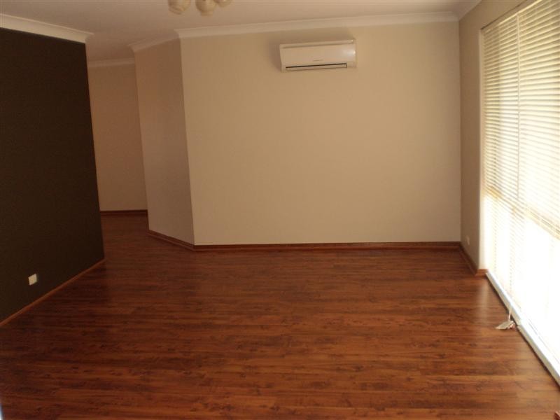 51 Northmore Crescent, Winthrop WA 6150