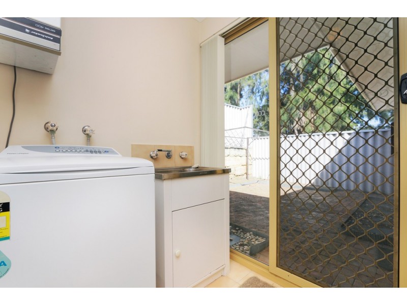 16/1-3 Stanbury Place, Kardinya WA 6163