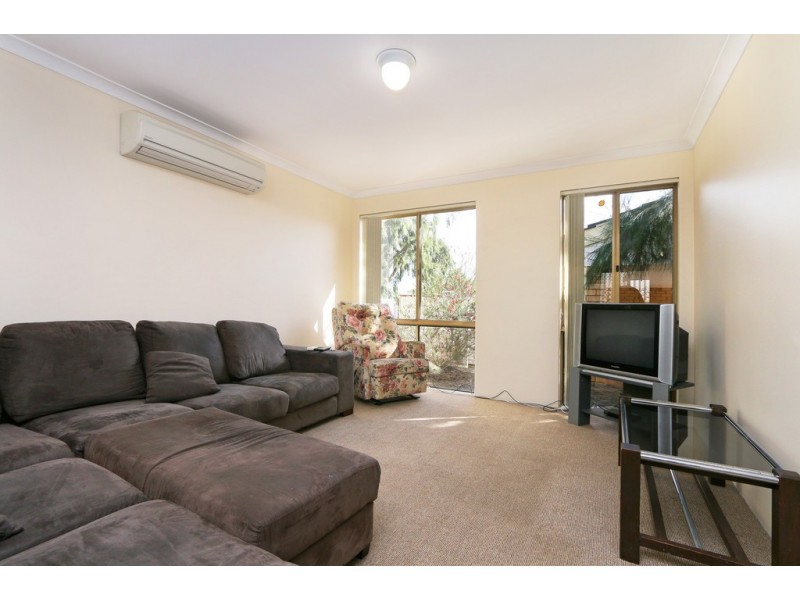 16/1-3 Stanbury Place, Kardinya WA 6163